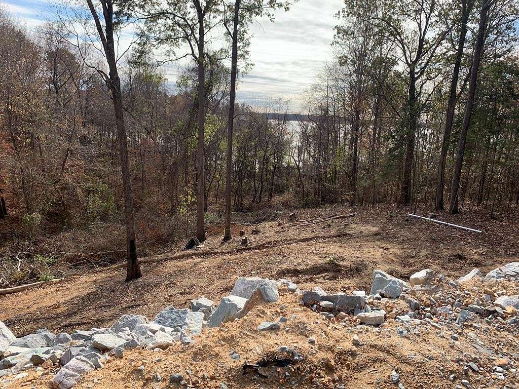 0.97 Acres of Residential Land for Sale in Big Sandy, Tennessee