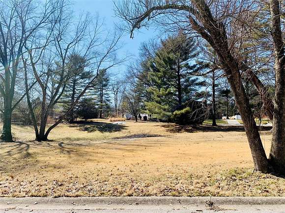 0.395 Acres of Residential Land for Sale in Godfrey, Illinois