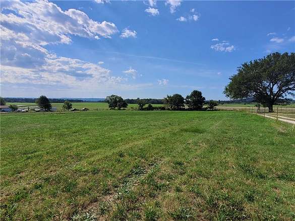 13 Acres of Land for Sale in Summers, Arkansas