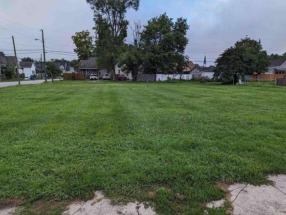 0.3 Acres of Commercial Land for Sale in Vincennes, Indiana