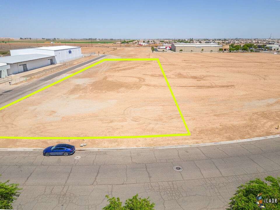 2 Acres of Mixed-Use Land for Sale in Imperial, California