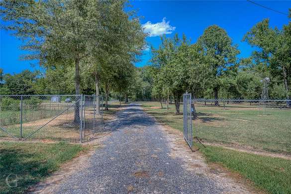 2.2 Acres of Residential Land for Sale in Stonewall, Louisiana