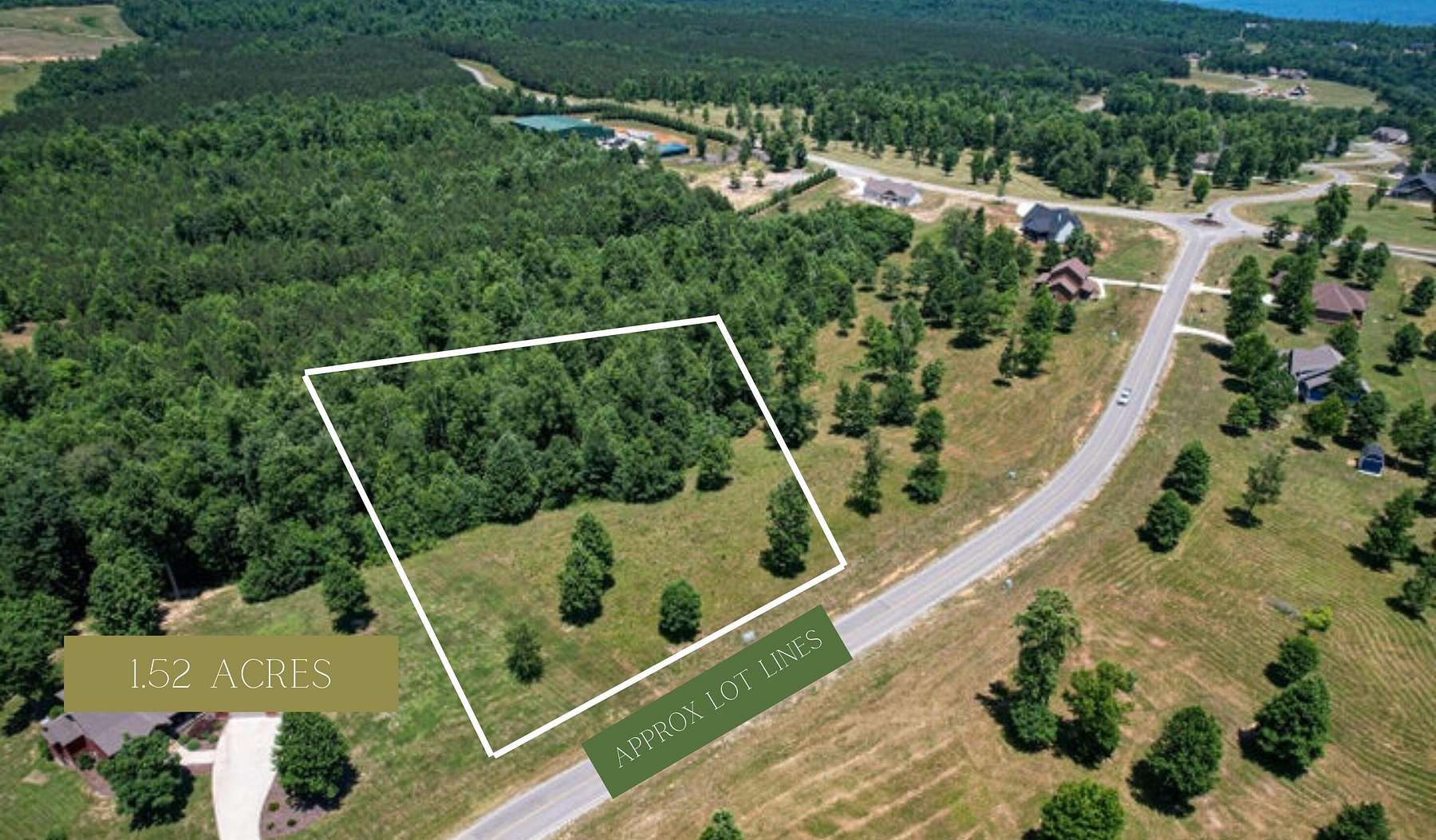 1.5 Acres of Residential Land for Sale in Jasper, Tennessee