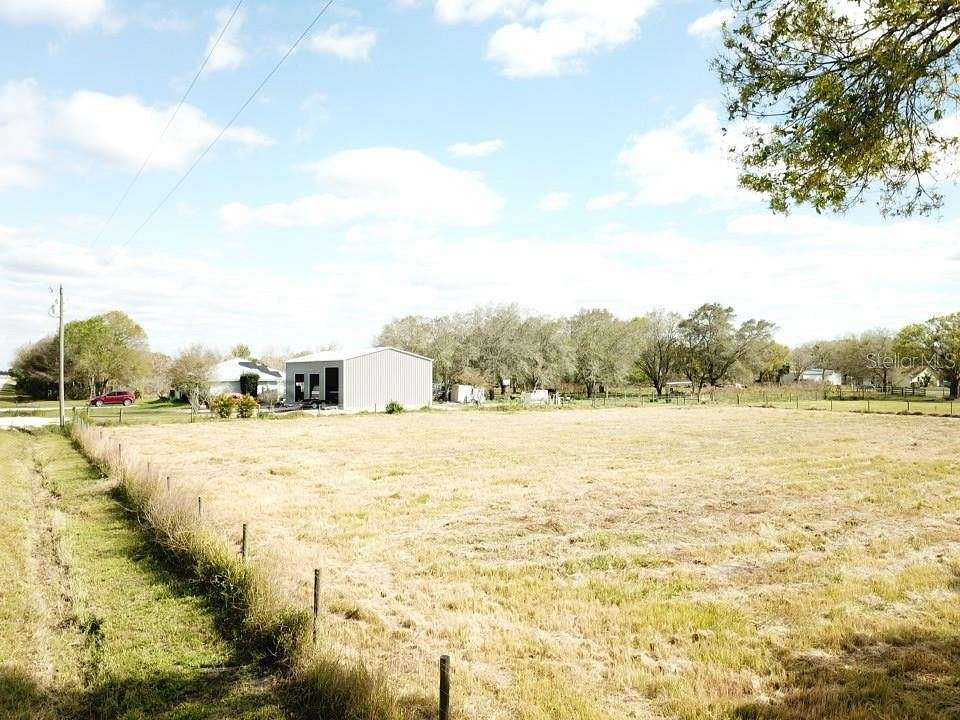1 Acre of Land for Sale in Okeechobee, Florida