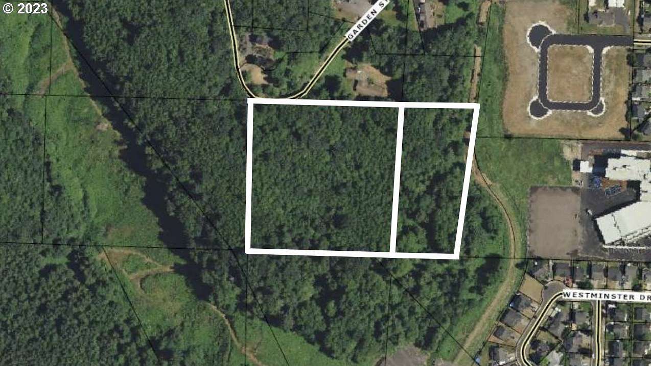 10 Acres of Land for Sale in Kelso, Washington