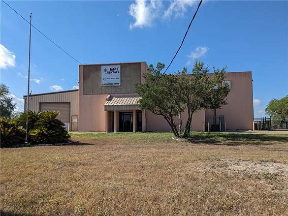 2.7 Acres of Improved Commercial Land for Sale in Alice, Texas