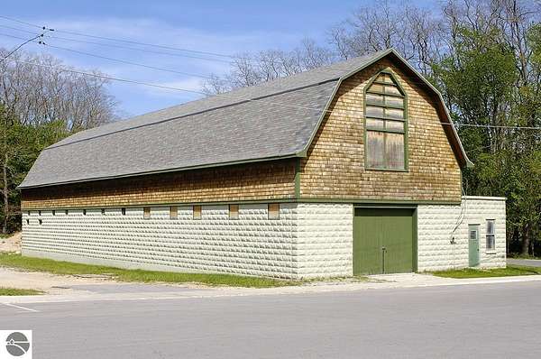 1.12 Acres of Residential Land for Sale in Empire, Michigan