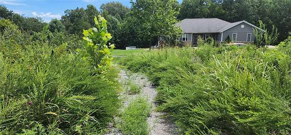 3.7 Acres of Residential Land for Sale in Makanda, Illinois