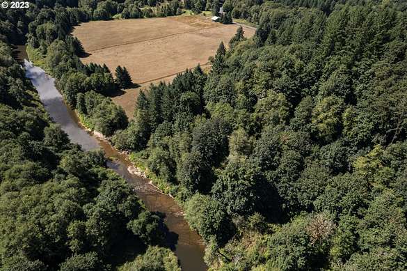 5.1 Acres of Residential Land for Sale in Clatskanie, Oregon