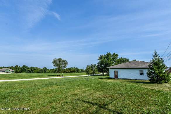 0.97 Acres of Land for Sale in Holts Summit, Missouri