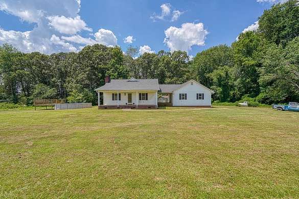 9.2 Acres of Residential Land with Home for Sale in Woodruff, South Carolina