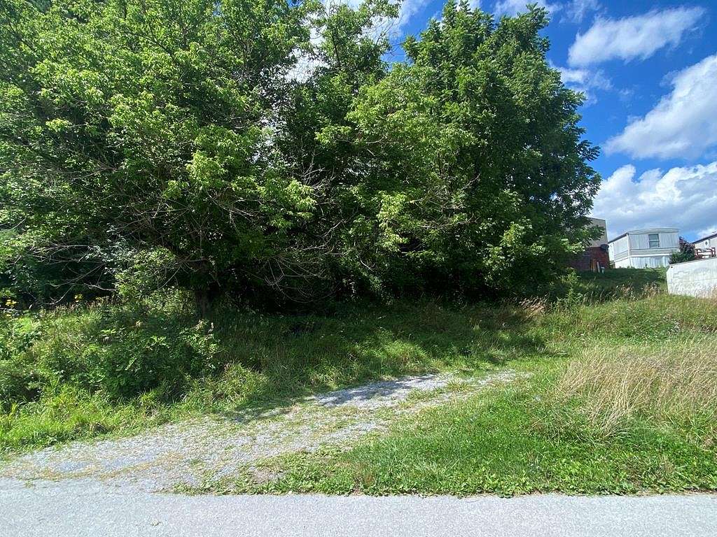 0.16 Acres of Residential Land for Sale in Tazewell, Virginia
