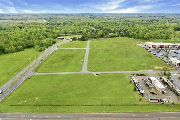 7 Acres of Mixed-Use Land for Sale in Jackson, Tennessee