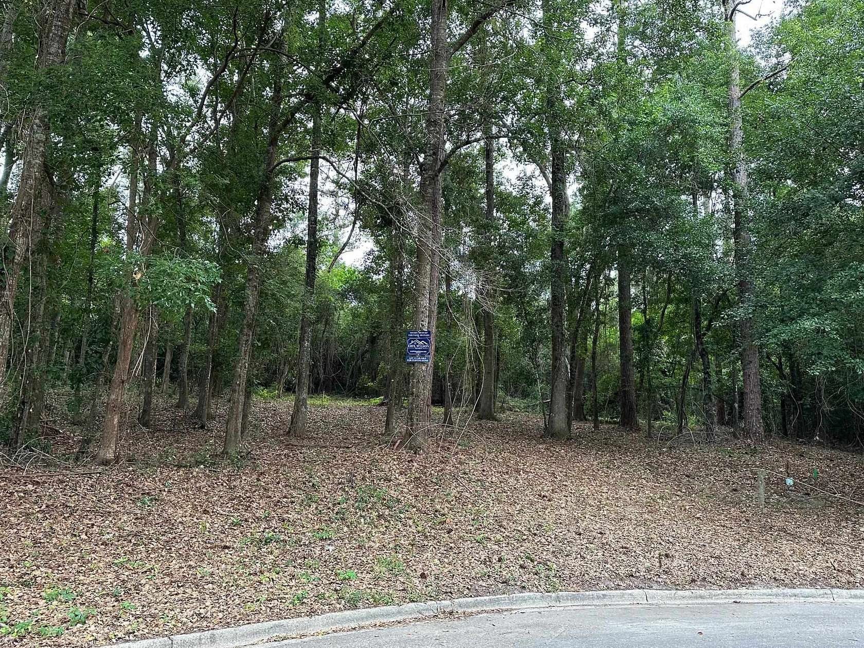 1.29 Acres of Residential Land for Sale in Tallahassee, Florida
