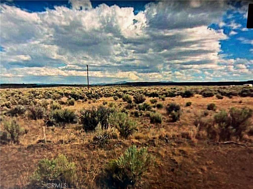 0.99 Acres of Residential Land for Sale in Alturas, California