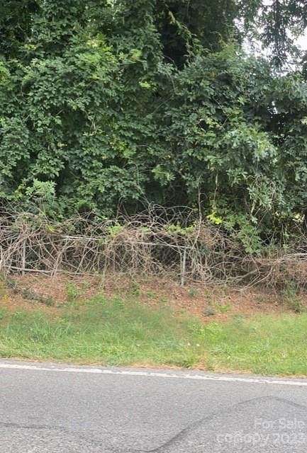 2 Acres of Residential Land for Sale in New London, North Carolina
