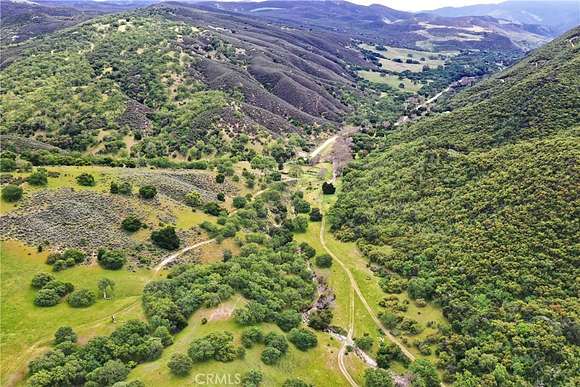 880 Acres of Recreational Land & Farm for Sale in Greenfield, California