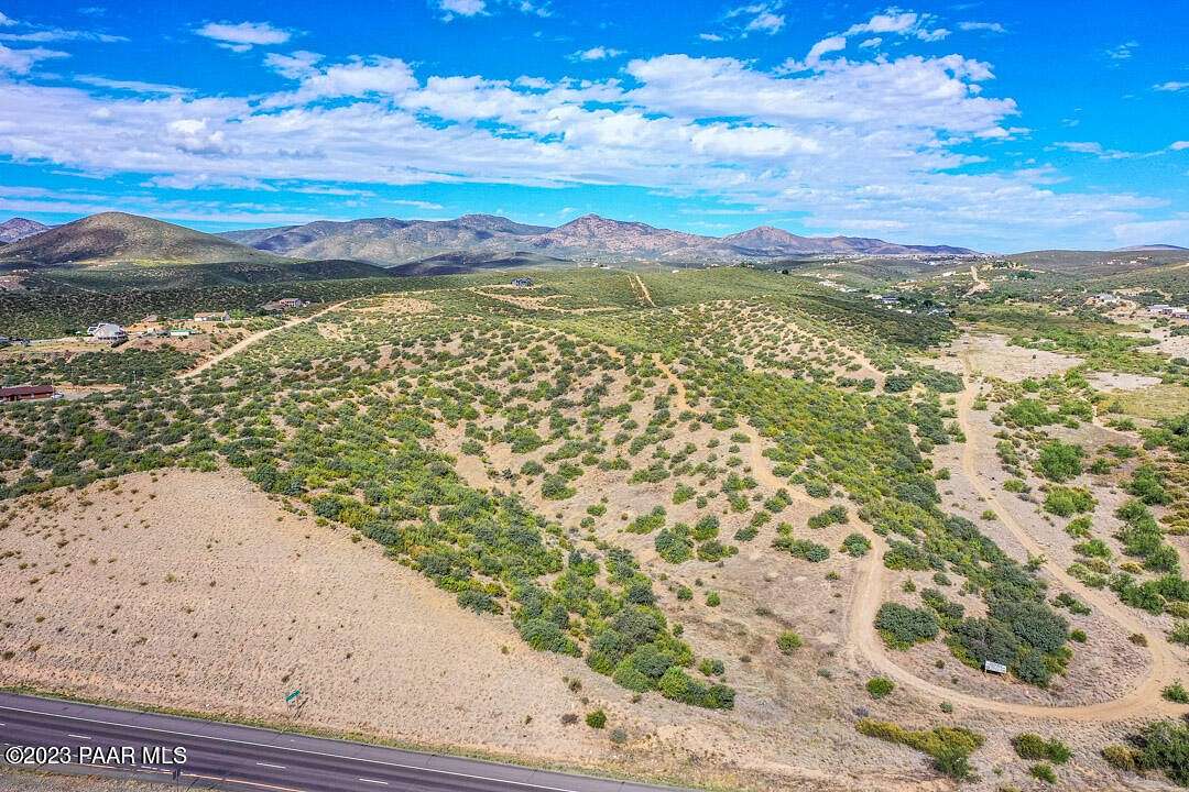 68 Acres of Land for Sale in Dewey-Humboldt, Arizona