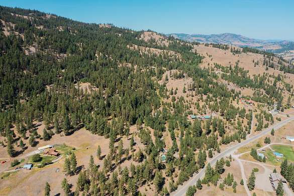 30 Acres of Recreational Land for Sale in Republic, Washington