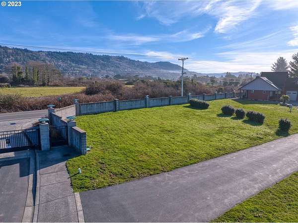 0.21 Acres of Residential Land for Sale in Brookings, Oregon
