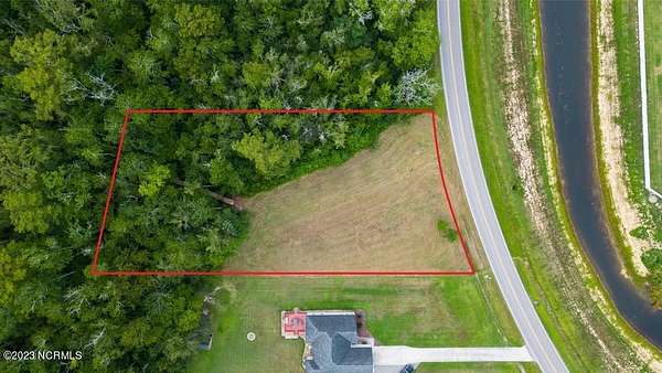 0.93 Acres of Residential Land for Sale in Moyock, North Carolina