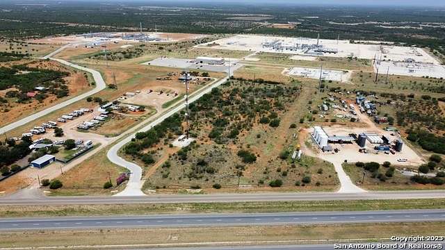 11 Acres of Recreational Land for Sale in Cotulla, Texas