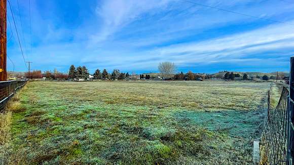 2 Acres of Residential Land for Sale in Yakima, Washington