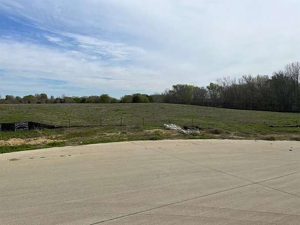 1 Acre of Residential Land for Sale in Sunnyvale, Texas