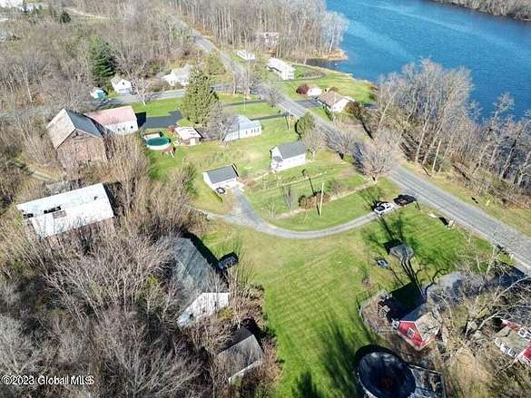 4.1 Acres of Mixed-Use Land for Sale in Halfmoon, New York