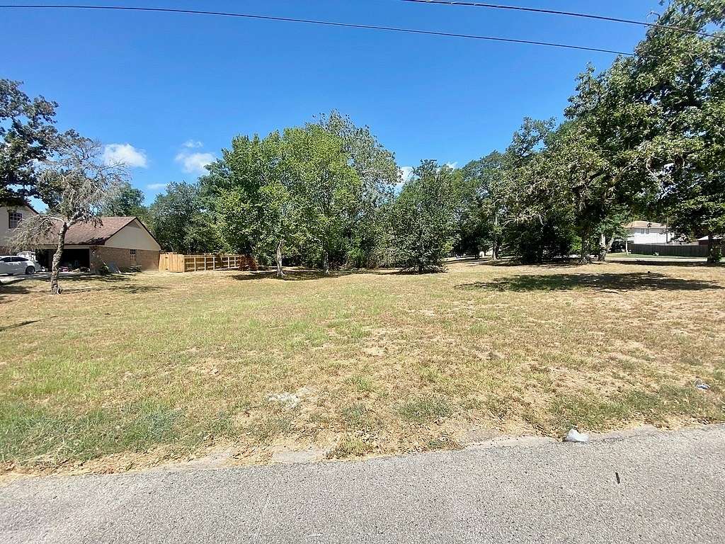 0.66 Acres of Residential Land for Sale in Bellville, Texas