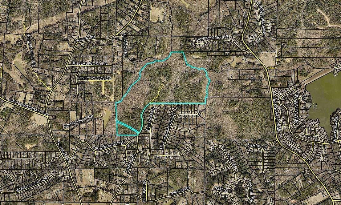 169 Acres of Land for Sale in Newnan, Georgia