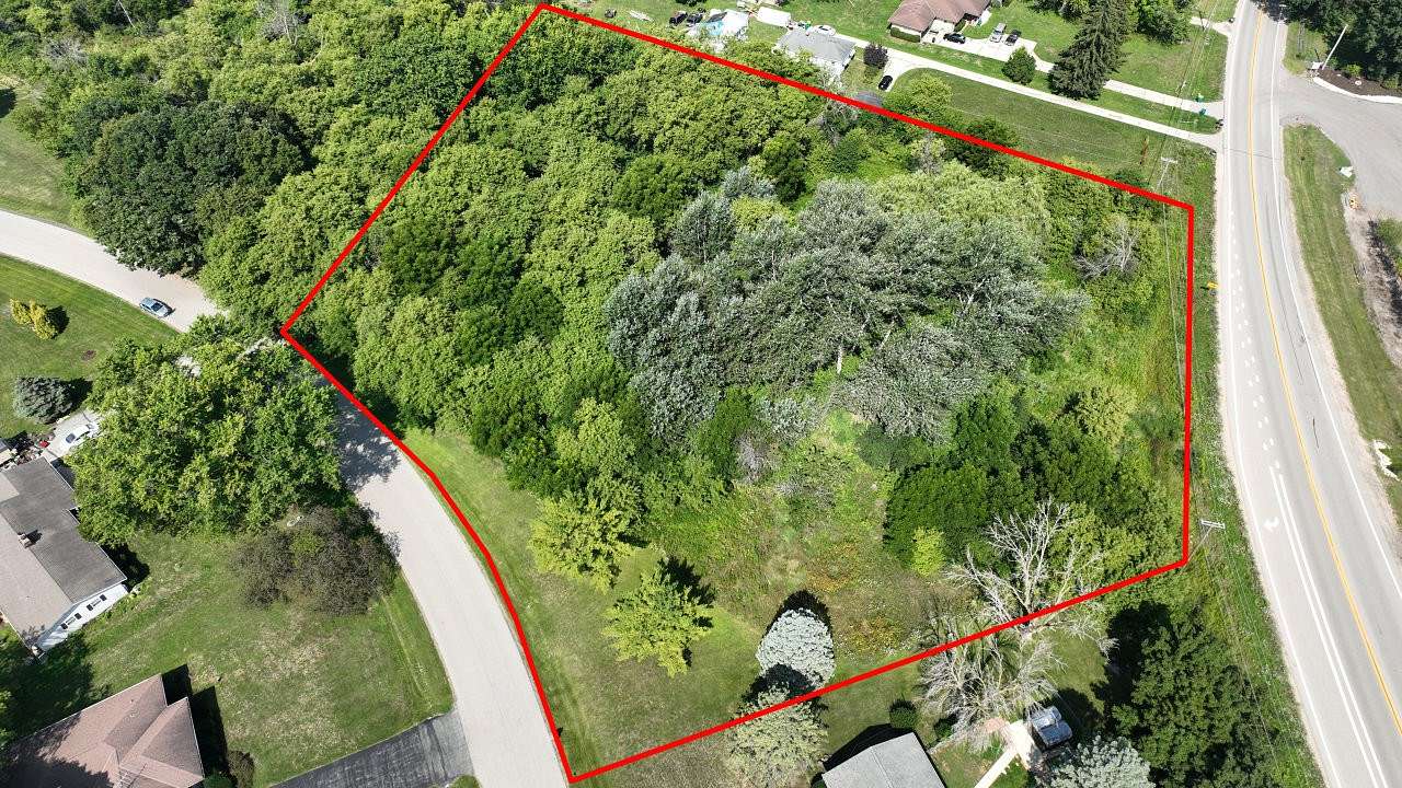2.8 Acres of Residential Land for Sale in Germantown, Wisconsin