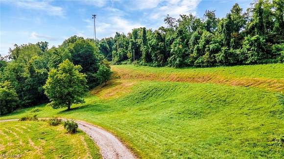 12 Acres of Recreational Land for Sale in Shadyside, Ohio