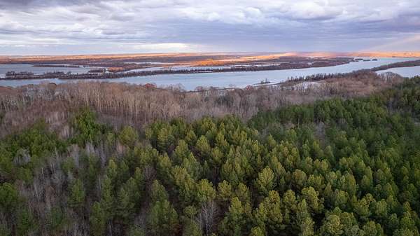 218 Acres of Recreational Land for Sale in Holladay, Tennessee