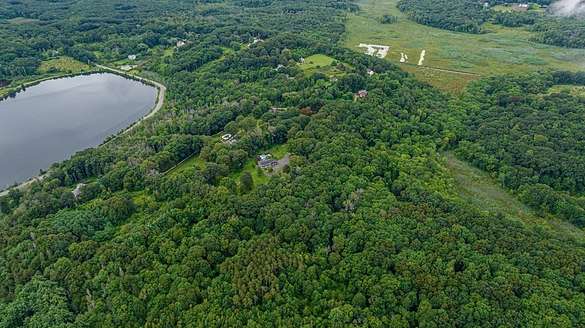 4.8 Acres of Residential Land for Sale in West Newbury, Massachusetts