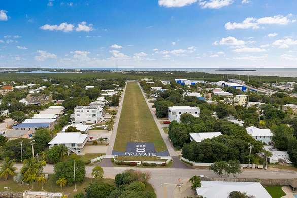 Land for Sale in Plantation Key, Florida