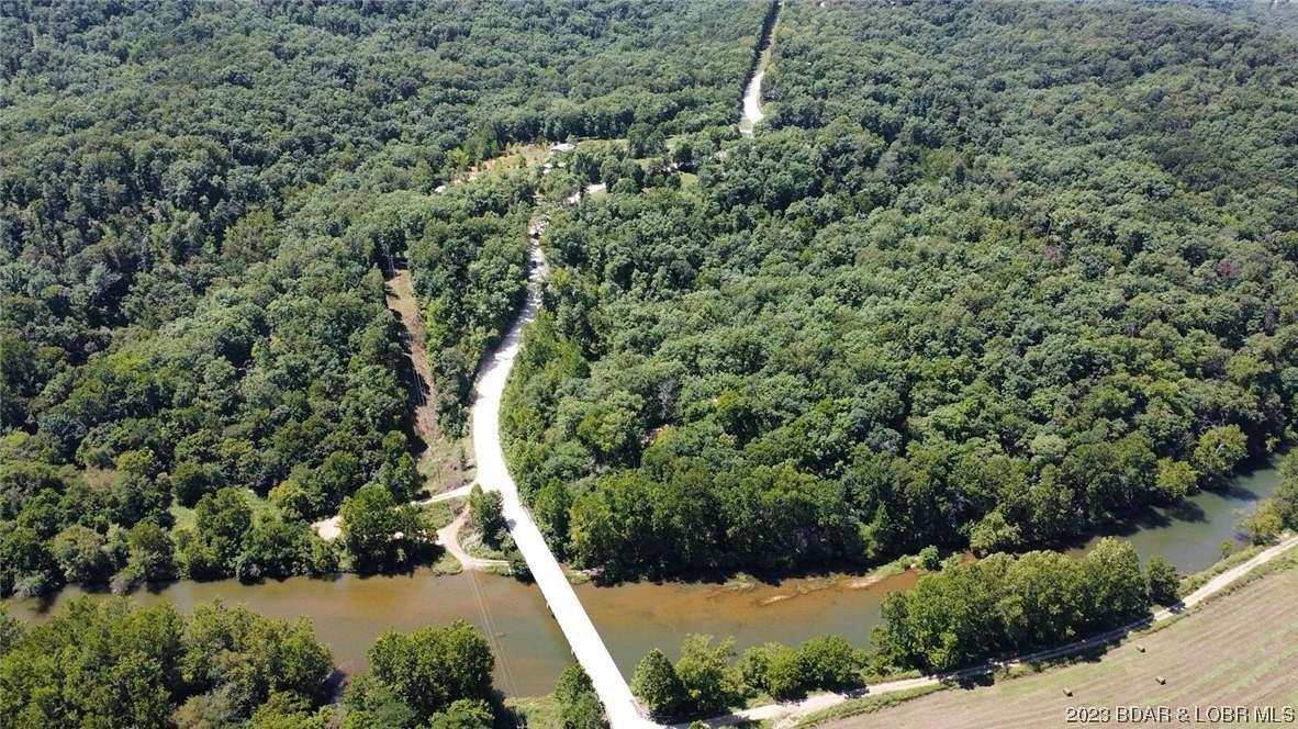 22 Acres of Recreational Land for Sale in Versailles, Missouri