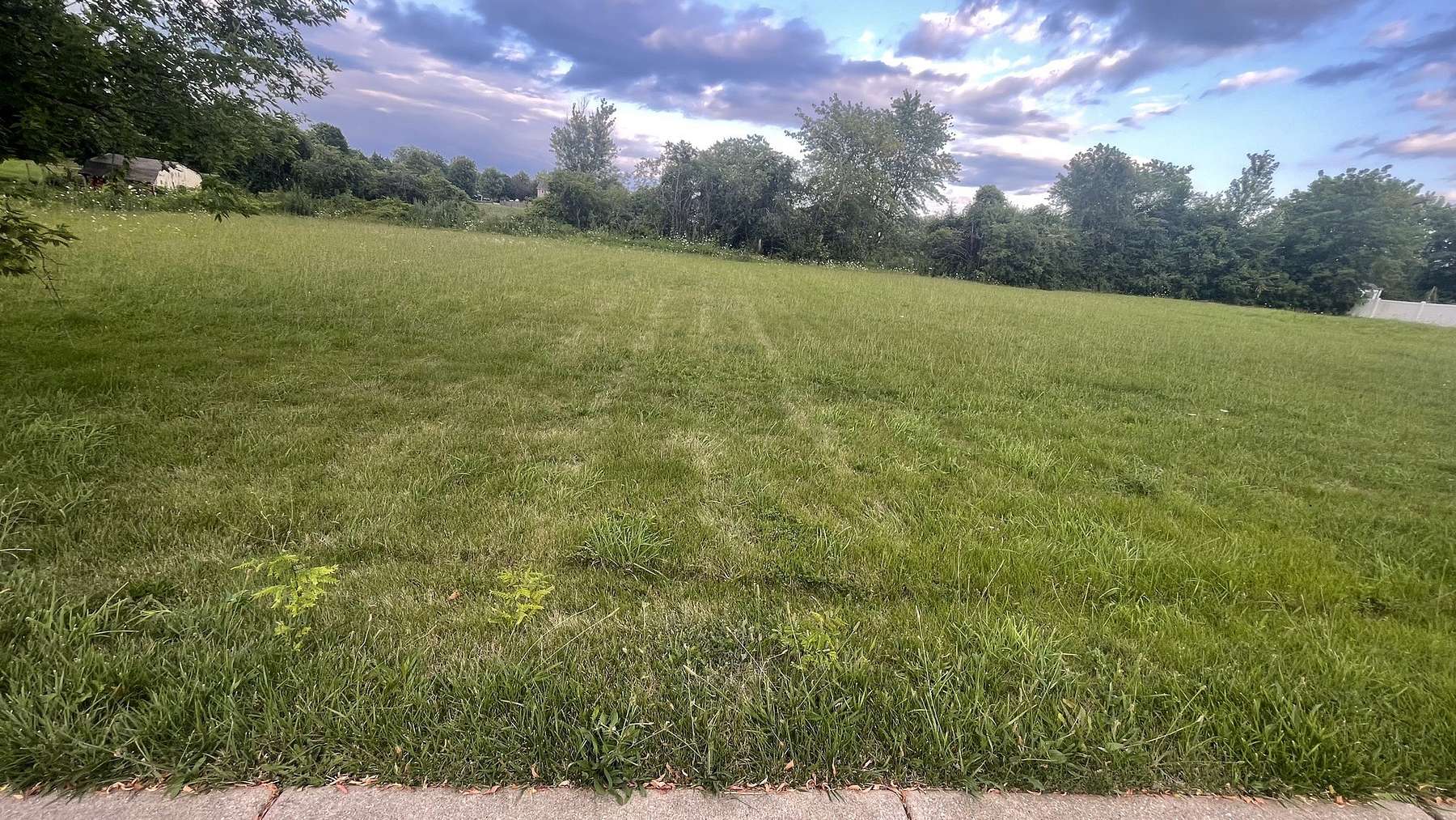 0.25 Acres of Residential Land for Sale in Gurnee, Illinois