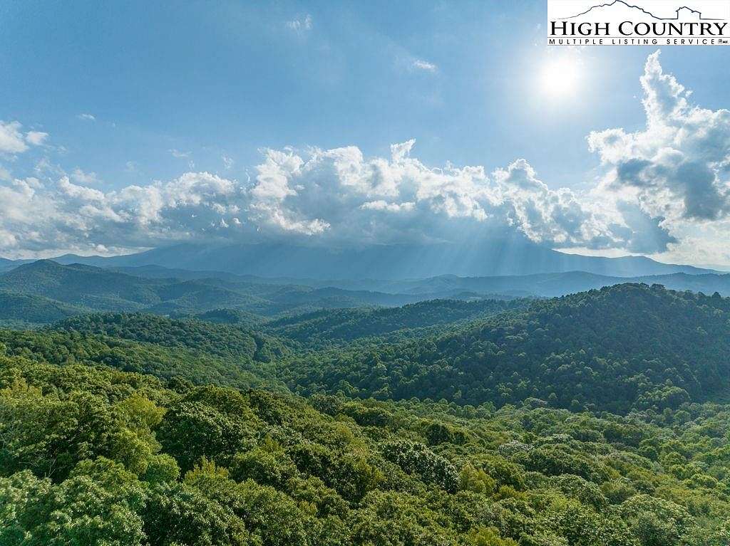 4.7 Acres of Land for Sale in Spruce Pine, North Carolina