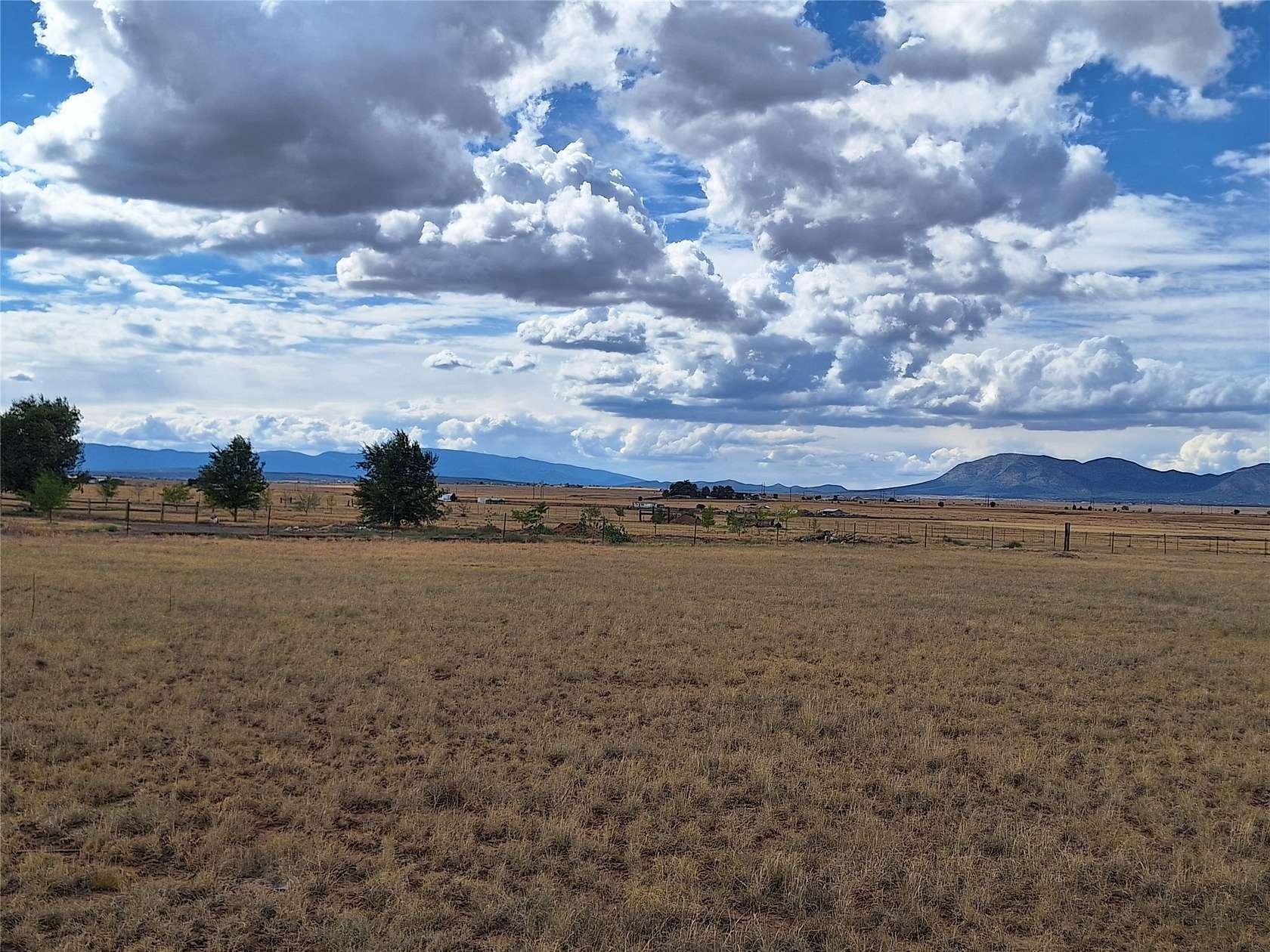 10 Acres of Residential Land for Sale in Moriarty, New Mexico