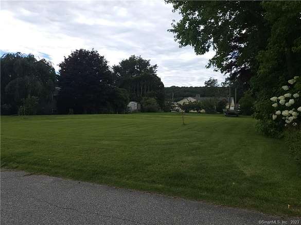 0.22 Acres of Residential Land for Sale in Waterford, Connecticut