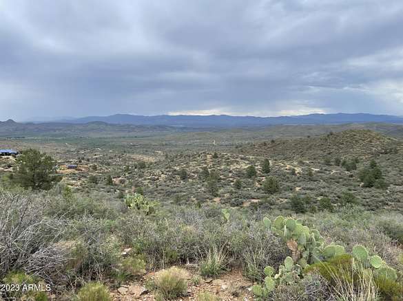 20.65 Acres of Land for Sale in Kirkland, Arizona