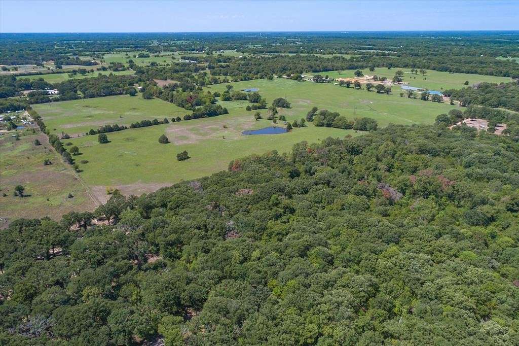 76.76 Acres of Land for Sale in Edgewood, Texas