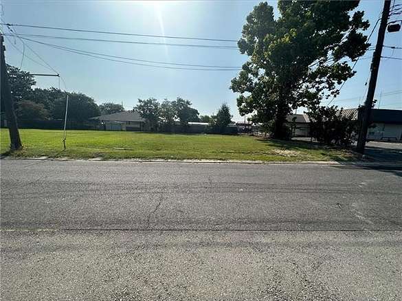 0.19 Acres of Commercial Land for Sale in Chalmette, Louisiana