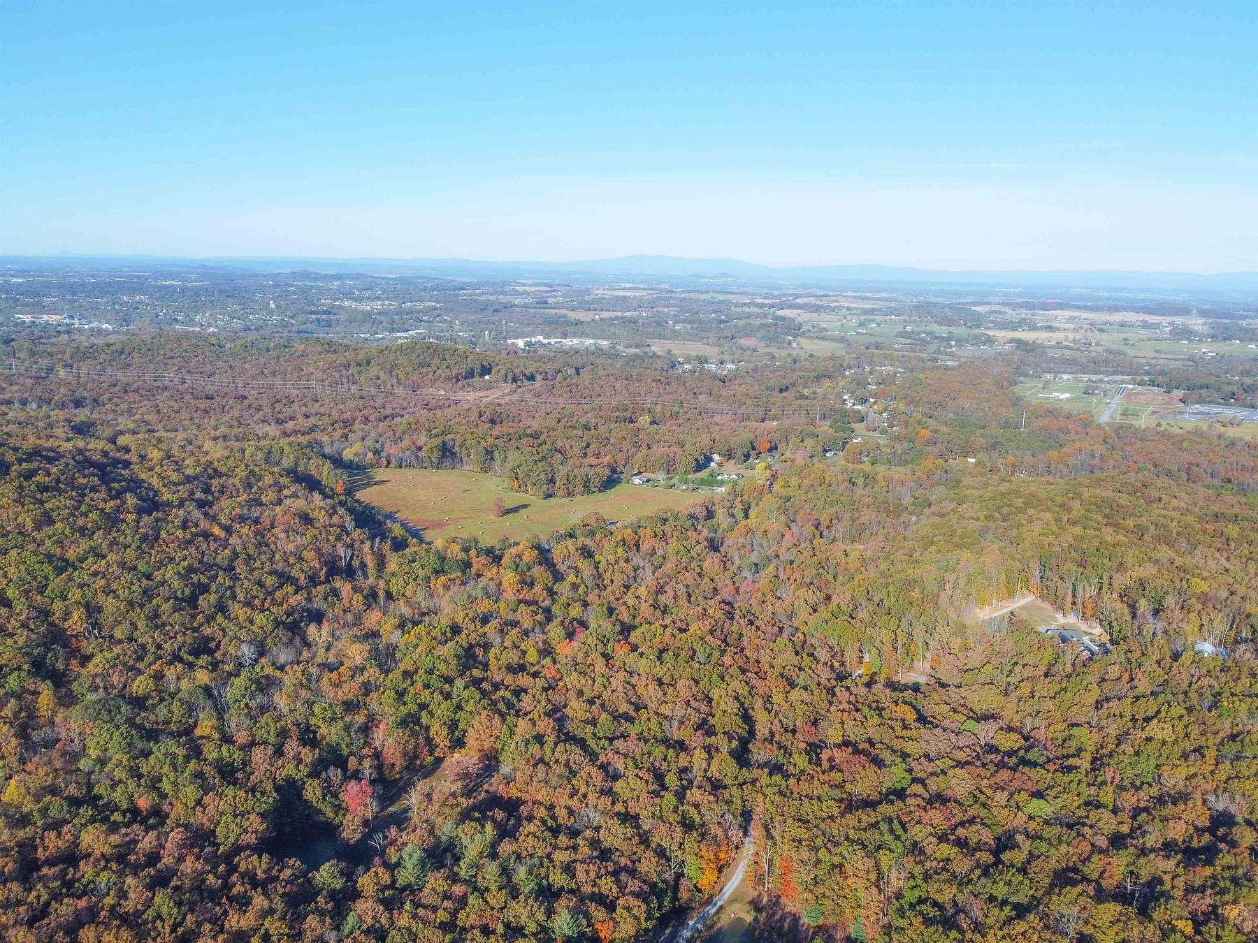 90 Acres of Agricultural Land for Sale in Waynesboro, Virginia