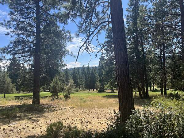 0.58 Acres of Residential Land for Sale in Klamath Falls, Oregon