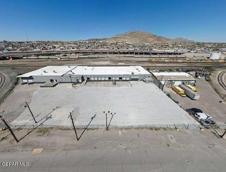 2.2 Acres of Improved Commercial Land for Sale in El Paso, Texas