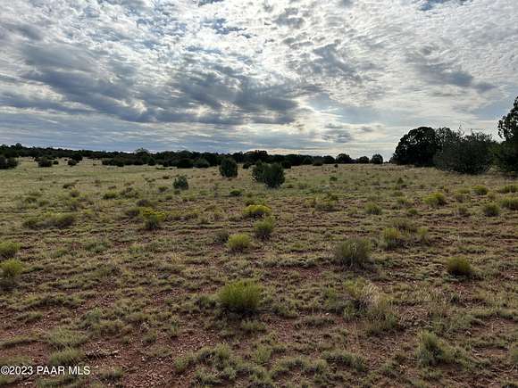 36.7 Acres of Land for Sale in Peach Springs, Arizona