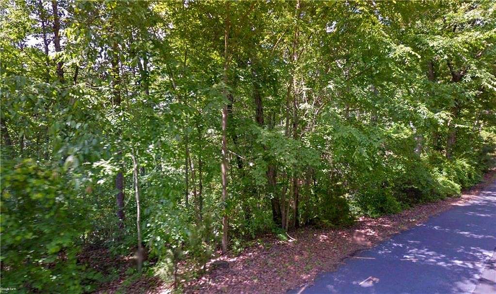 1.3 Acres of Residential Land for Sale in Fair Play, South Carolina