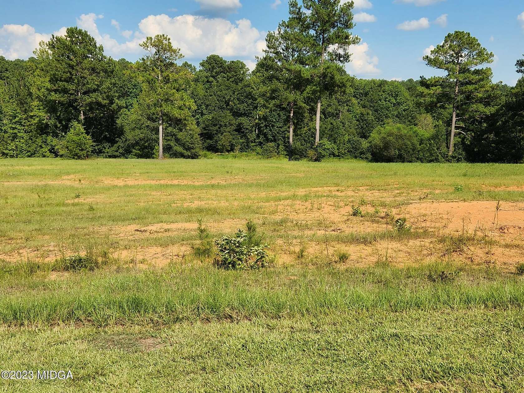 2 Acres of Residential Land for Sale in Forsyth, Georgia